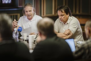 Martin Zurwerra, aux côtés de Christian Constantin, évoque la création d'une nouvelle académie cantonale dédiée à la relève.