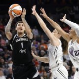 Les sex-toys lancés durant les récents matches de WNBA sont en fait des outils promotionnels pour une cryptomonnaie KEYSTONE/AP/Steve Marcus