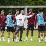 Murat Yakin et ses hommes se préparent à affronter le Kosovo vendredi KEYSTONE/GEORGIOS KEFALAS