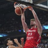 Alperen Sengun (23) rêve d'offrir un premier grand titre à la Turquie KEYSTONE/AP/Sergei Grits