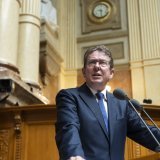 Le département du ministre de l'énergie Albert Rösti a élaboré un projet de loi visant à encadrer le marché du gaz en Suisse (archives). KEYSTONE/PETER KLAUNZER