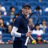 Le numéro 2 mondial Jannik Sinner jouera pour le titre à Pékin mercredi. KEYSTONE/EPA/JESSICA LEE