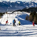 Des facteurs exceptionnels, à l'instar de la météo très favorable lors du début de la saison hivernale l'année dernière, ont peu de chance de se reproduire cette année et rendront la comparaison plus difficile. (archives) KEYSTONE/JEAN-CHRISTOPHE BOTT