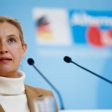 La patronne de l'AFD, Alice Weidel, est sortie du bois mardi pour critiquer un voyage prévu par ses élus en Russie (archives). KEYSTONE/EPA/CLEMENS BILAN