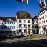 Ce jeudi, le mercure a battu un record à Delémont avec 23,5 degrés (archives). KEYSTONE/JEAN-CHRISTOPHE BOTT