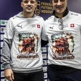 Granit Xhaka et Murat Yakin attendent le tirage au sort KEYSTONE/SALVATORE DI NOLFI