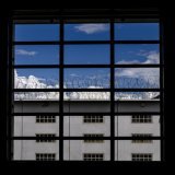 Un individu qui a tenté de s'échapper de la prison de Sion vendredi a rapidement été interpellé par la police valaisanne. (image d'illustration) KEYSTONE/JEAN-CHRISTOPHE BOTT