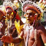 Le groupe de Papouasie-Nouvelle-Guinée s'est produit à Evolène, et à Chamoson.