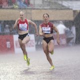 Emma van Camp, à droite, remporte sa série du 100m dans le "pré-programme" d'Athletissima