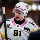 Yonas Berthoud a réussi le saut en National League.