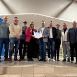 Les autorités de Savièse lors de la remise du label "Commune amie des enfants" par l'Unicef