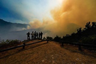 Plusieurs feux de forêt font rage depuis des jours dans tout le Portugal. KEYSTONE/EPA/HUGO DELGADO