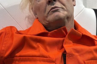 La sculpture Trump de Mason Storm ne sera pas présentée dans la gare CFF de Bâle. (archives) Galerie Gleis4