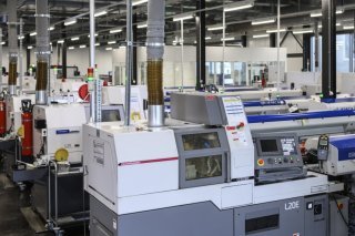 L'économie helvétique a fortement décéléré au deuxième trimestre 2025, alors que le PIB avait affiché une hausse de 0,8% sur les trois premiers mois de l'année (archives). KEYSTONE/CHRISTIAN BEUTLER