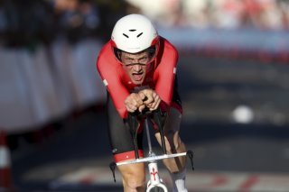 Stefan Küng avait décroché sa première victoire d'étape sur un Grand Tour lors de la dernière Vuelta (archives). KEYSTONE/AP/PEDRO ROCHA