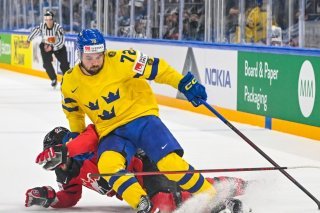 Le Suédois Emil Bemström rejoint le CP Berne KEYSTONE/EPA COMPIC/KIMMO BRANDT