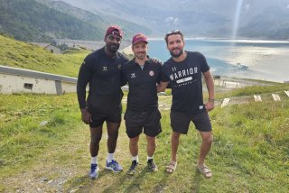 Dave Sutter, Arnaud Jacquemet et Vincent Praplan profitent de leur fin de journée à Salanfe