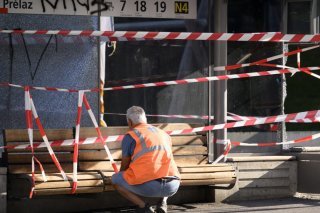 Il n'y a pas eu de nouveaux dégâts mardi soir dans le quartier de Prélaz à Lausanne. KEYSTONE/LAURENT GILLIERON
