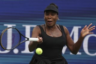 Venus Williams et sa partenaire Leylah Fernandez ont été sorties en quarts KEYSTONE/AP/Heather Khalifa