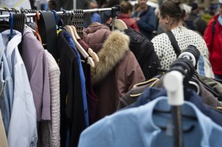 La catégorie Habillement et chaussures a le plus contribué à l'inflation en août. (archive) KEYSTONE/PETER KLAUNZER