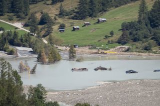 Le Grand Conseil valaisan est entré en matière tant sur le décret en faveur de Blatten que sur un soutien à hauteur de 10 millions de francs (photo d'archives). KEYSTONE/LAURENT MERLET