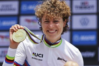 Marlen Reusser ajouterait bien une médaille après l'or du contre-la-montre et le bronze du chrono par équipe mixte KEYSTONE/AP/Alex Whitehead