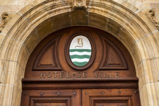 Trois socialistes, Majda LMati, Brenda Tuosto et Julien Wicki, briguent un siège à la Municipalité d'Yverdon (photo d'illustration). KEYSTONE/JEAN-CHRISTOPHE BOTT