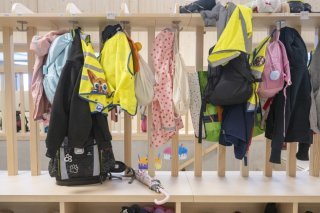 15% de la population vivant en Suisse quitte l'école obligatoire avec des lacunes en lecture, en calcul et en résolution de problèmes (image symbolique). Keystone/URS FLUEELER