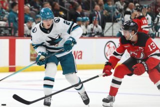 Nico Hischier (13) a réussi 3 assists face à San Jose vendredi KEYSTONE/AP/Pamela Smith