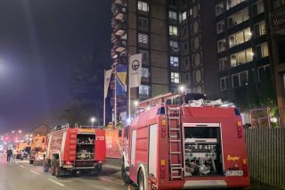 Des véhicules d'urgence ont été dépêchés sur les lieux de l'incendie. KEYSTONE/AP