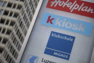 Trois mois après l'acquisition d'Hotelplan, Dertour Suisse se réorganise et prévoit de supprimer 250 postes d'ici fin 2027. (archive) KEYSTONE/URS FLUEELER
