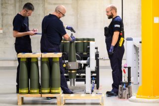 Les commandes industrielles allemandes ont été dopées par le secteur de l'armement (archives). KEYSTONE/DPA/JULIAN STRATENSCHULTE