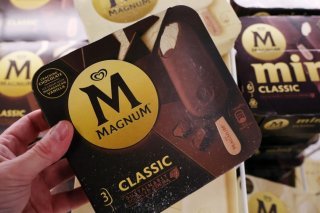 La cotation principale de la division qui compte les marques de crèmes glacées Magnum, Ben & Jerry's et Cornetto, se fera à Amsterdam (archives). KEYSTONE/EPA/ANDY RAIN