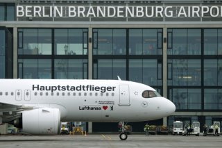 L'Allemagne a attribué vendredi à la Russie une "attaque informatique" visant son système de contrôle du trafic aérien (image d'illustration). KEYSTONE/AP/MICHAEL SOHN