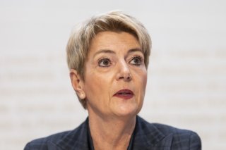 Karin Keller-Sutter a expliqué que la Suisse rejetait toute forme de violence, de haine et d'antisémitisme (photo prétexte). KEYSTONE/ALESSANDRO DELLA VALLE