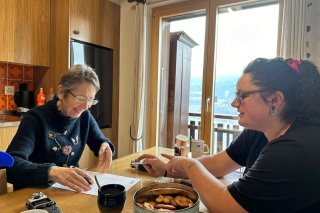 Céline Rumpf mène aussi des interviews sur place avec des patoisants et patoisantes.