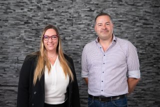 Marie Zuchuat et Julien Dubuis ont débattu ce jeudi sur Rhône FM pour la présidence de Savièse.