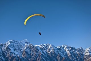 Un accident mortel de parapente ce week-end dans le Haut-Valais (image d'illustration)