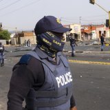 Image d'illustration de policiers sud-africains. KEYSTONE/EPA/KIM LUDBROOK