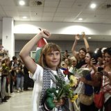 Greta Thunberg a été arrêtée mardi à Londres alors qu'elle manifestait en soutien du groupe proscrit Palestine Action (archives). KEYSTONE/EPA/YANNIS KOLESIDIS