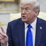 Donald Trump a annoncé des frais élevés pour ce type de visa afin de donner la priorité aux travailleurs américains (archives). KEYSTONE/EPA POOL/SHAWN THEW / POOL