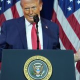 "Au moins 100 milliards de dollars seront investis par les GRANDES COMPAGNIES PÉTROLIÈRES, que je rencontrerai toutes aujourd'hui à la Maison Blanche", a écrit Donald Trump (archives). KEYSTONE/AP/Evan Vucci