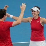 La joie du duo Bencic/Paul, qui a offert la qualification à la Suisse KEYSTONE/AP/Rick Rycroft