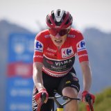 Après sa victoire sur le dernier Tour d'Espagne, Jonas Vingegaard vise un premier sacre sur le Giro (archives). KEYSTONE/AP/MANU FERNANDEZ