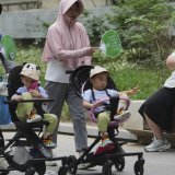 Le taux de natalité a encore baissé en 2025, en Chine. KEYSTONE/AP/ANDY WONG