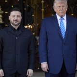 Les présidents Donald Trump et Volodymyr Zelensky doivent se rencontrer ce jeudi à 13h00 à Davos (Archives). KEYSTONE/EPA/PRESIDENTIAL PRESS SERVICE HANDOUT