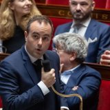 Le premier ministre Sébastien Lecornu avait activé mardi l'article 49.3 de la Constitution sur la partie "recettes" du budget. KEYSTONE/EPA/CHRISTOPHE PETIT TESSON