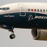 Au quatrième trimestre 2025, Boeing a engrangé un bénéfice net de 8,13 milliards de dollars, contre une perte de 3,92 milliards un an plus tôt (archives). KEYSTONE/AP/Elaine Thompson