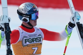 Franjo von Allmen a pris sa revanche à Val Gardena en devançant Marco Odermatt lors de la 2e descente KEYSTONE/AP/Alessandro Trovati