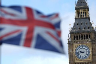 La croissance de l'économie britannique au deuxième trimestre a été revue à la baisse par l'Office national des statistiques (ONS), qui l'estime désormais à 0,2%, contre 0,3% précédemment. (archive) KEYSTONE/EPA/NEIL HALL